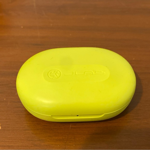JLab GO Air Sport Wireless Yellow Earbuds & Case - Picture 1 of 5